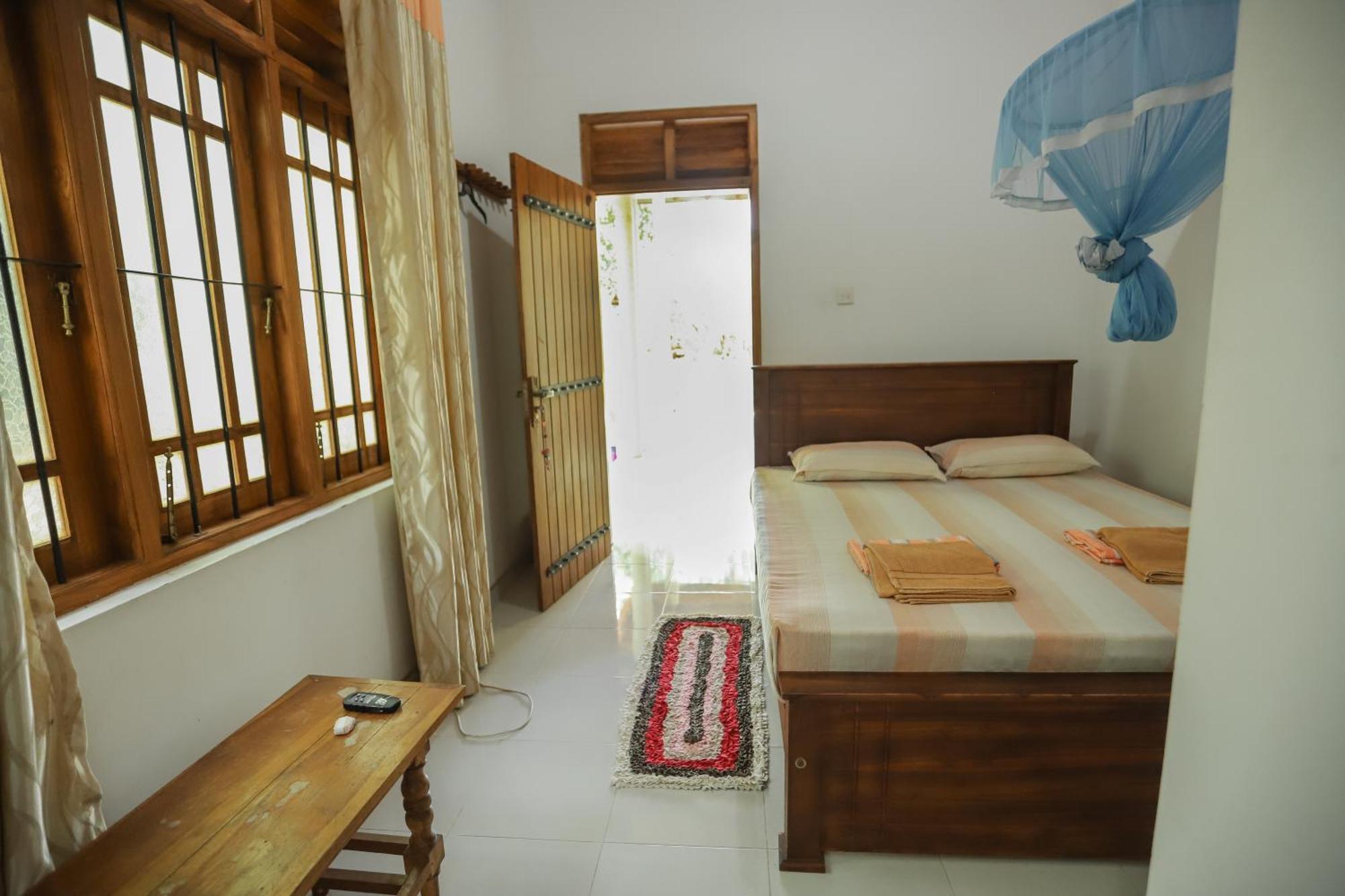 Serene Home Stay Udawalawe Exterior foto